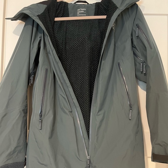 EUC ⛷️ Arc’teryx Shashka IS Women’s Ski Jacket Small Paradox - Picture 6 of 16